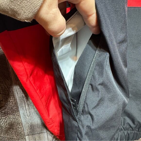 Nike Air- Colorblock Hooded Pullover Windbreaker- Sz. M - Picture 12 of 12